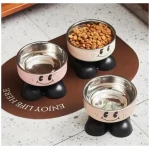 Plato de acero inoxidable con patitas antideslizantes